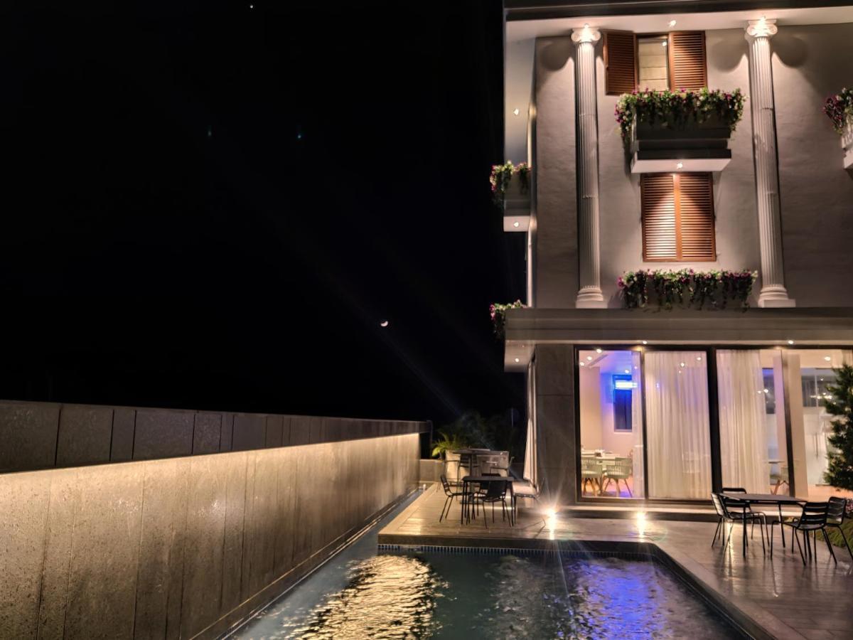 Leela Resort Mahābaleshwar Exterior foto